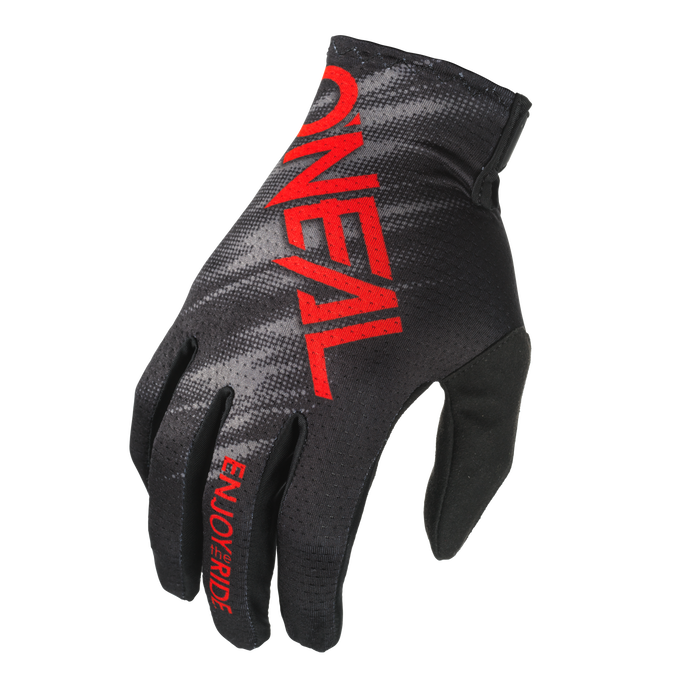 Matrix Voltage V.24 Glove Black/Red